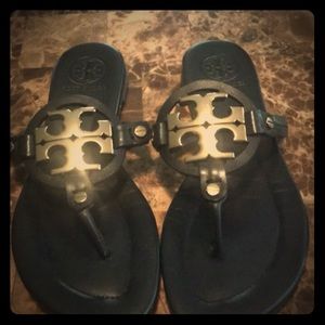 Navy blue Tory Burch thong sandal size 6 1/2